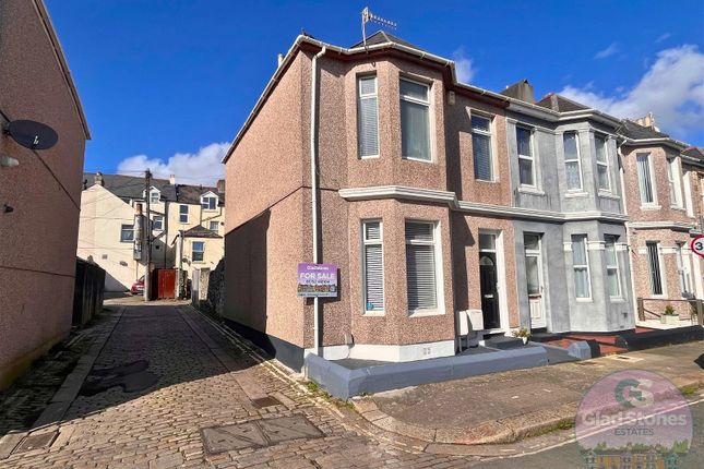 Flat for sale in Cotehele Avenue, Prince Rock, Plymouth