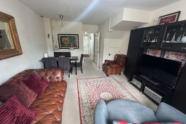 191, GROVE ROAD, CHADWELL HEATH, ESSEX photo 5