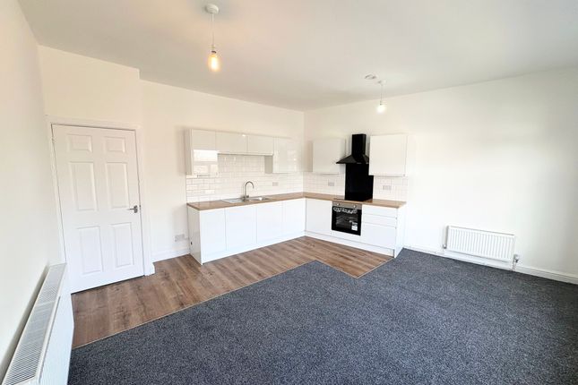 560A, Manchester photo 2