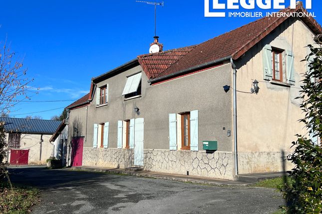Thumbnail Villa for sale in Nouzerines, Creuse, Nouvelle-Aquitaine