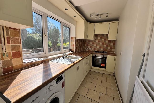 78 Totteridge Road, High Wycombe photo 2