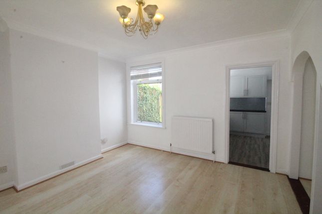 35, Roundwood Road, Ipswich photo 4