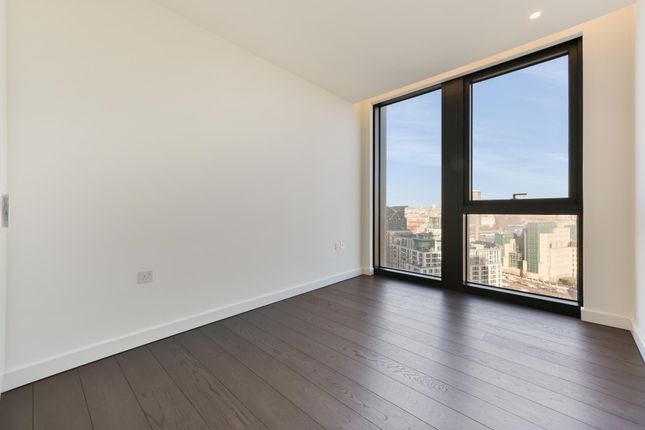 Flat to rent in Damac Tower, Nine Elms, London