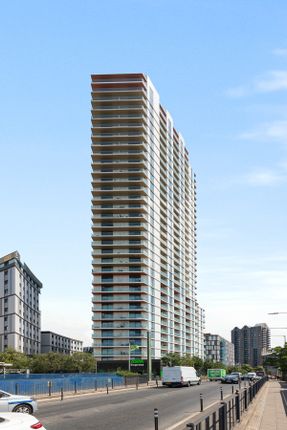 Flat 34, Hale Works Apartments, Daneland Walk, London photo 4