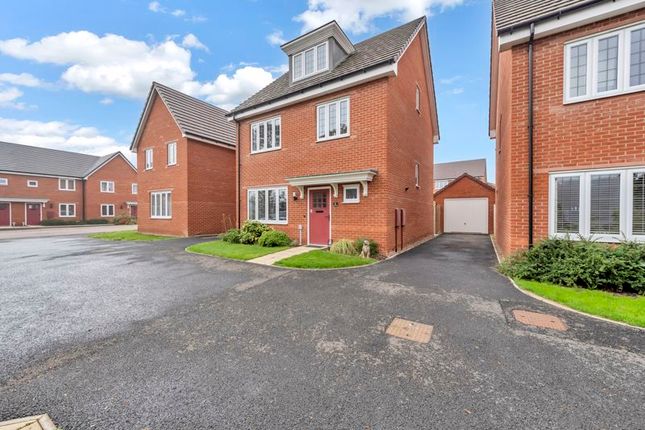 5, Kenmare Close, Bury St. Edmunds photo 3