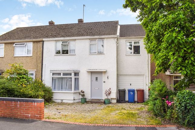Semi-detached house to rent in Edinburgh Drive, Kidlington