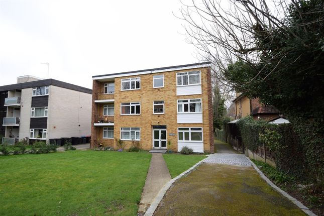 Thumbnail Flat to rent in Chester Court, Durham Road, Bromley