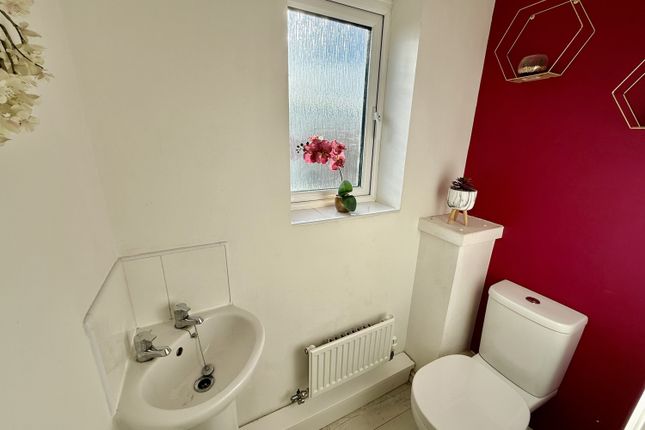 5, Opal Close, Hartlepool photo 5