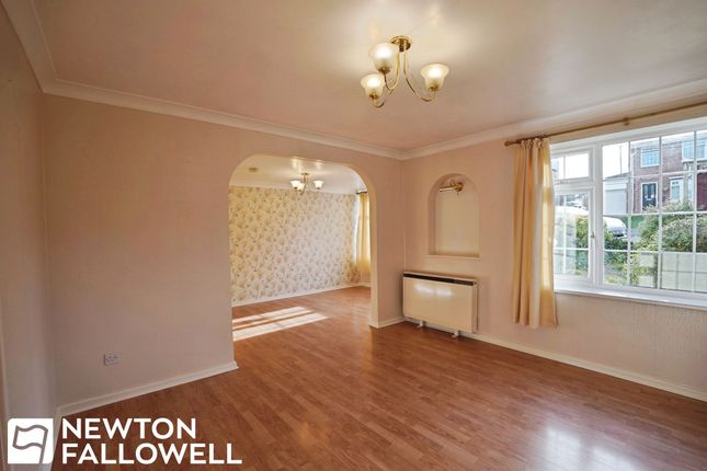15 Bramcote Drive, Retford photo 4