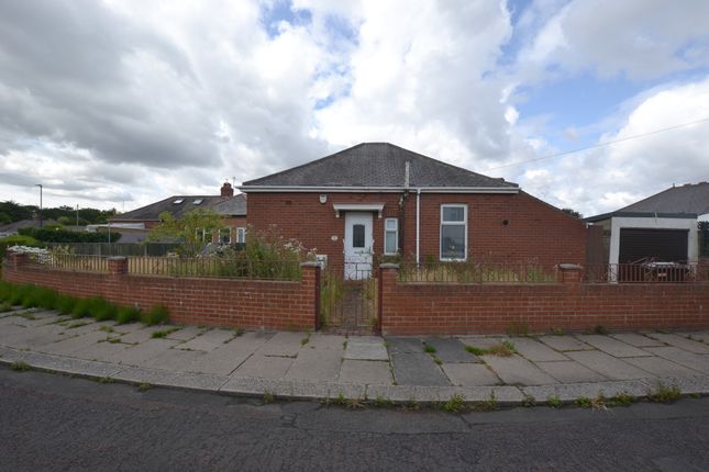 Thumbnail Bungalow for sale in Elm Crescent, Newcastle Upon Tyne