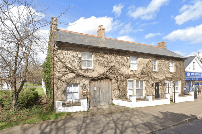 Semi-detached house to rent in High Street, Eye, Peterborough