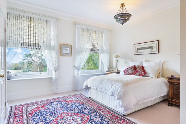 Flat for sale in Holmesdale Park, Coopers Hill Road, Nutfield, Redhill