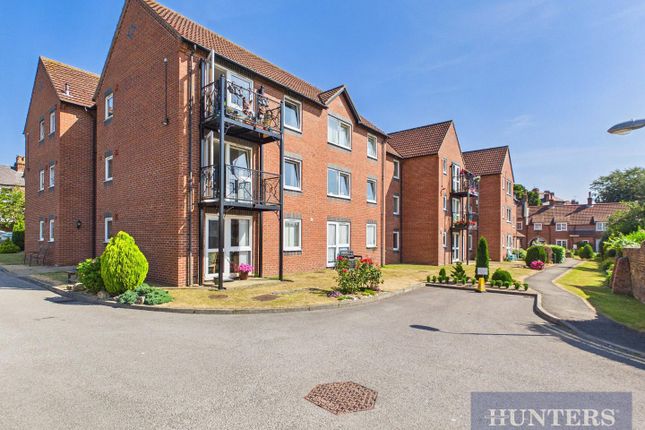 36, Strawberry Court, Scarborough photo 2