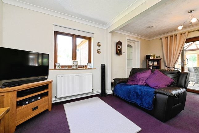4, Hillside Close, King's Lynn photo 4