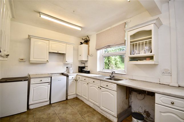 1, Royley, Oldham photo 4