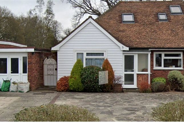 Thumbnail Bungalow to rent in Henley Gardens, Pinner