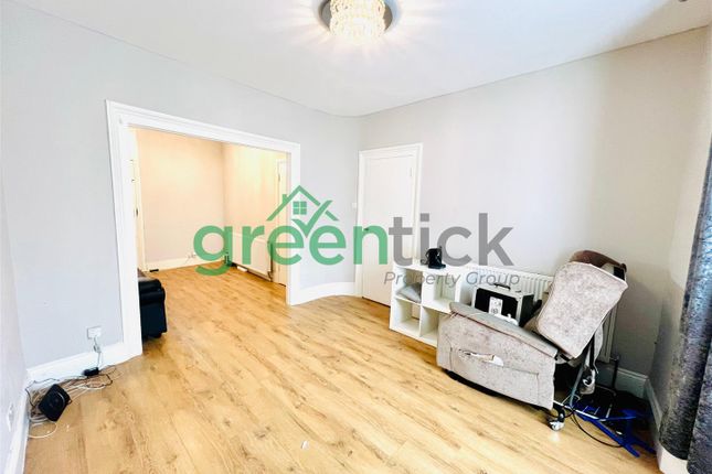 Terraced house for sale in Almond Road, London
