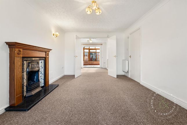 7, Treseder Way, Cardiff photo 3