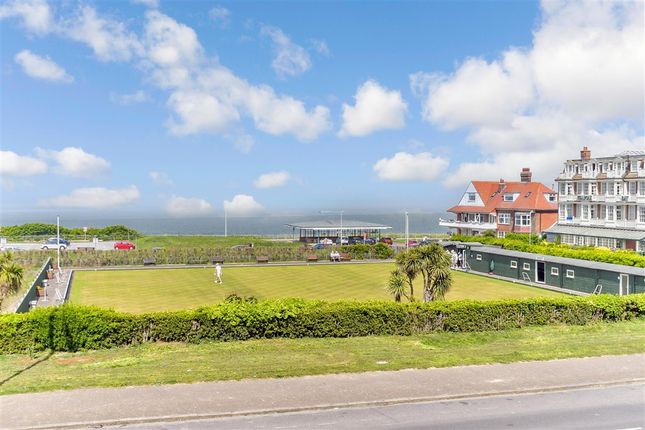 2-bed flat on Eastern Esplanade Cliftonville, Margate, £152,500