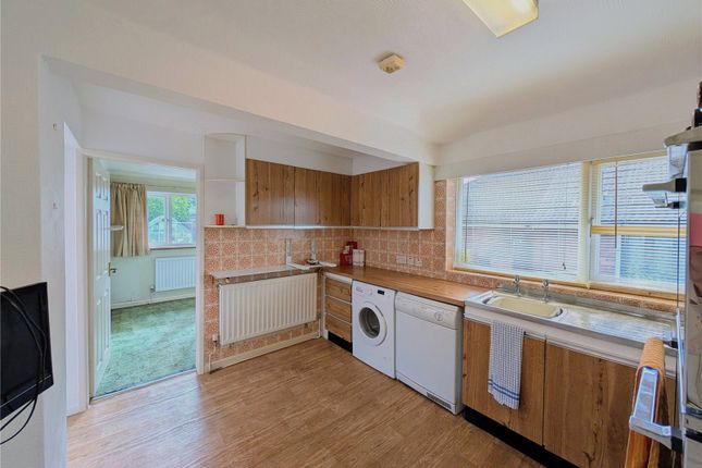 37, Rutland Drive, Leicester photo 3