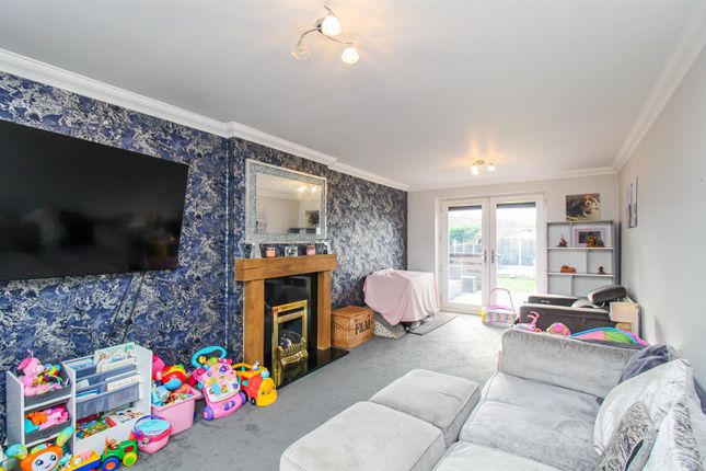 3, Westways Rise, Wakefield photo 4