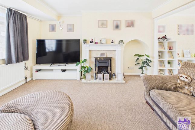 7, Cypress Road, Wainscott photo 2