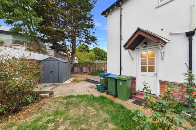 1, Marlow Crescent, Twickenham photo 2