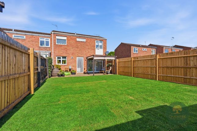 9 Bromford Way, Stratford-upon-Avon photo 3