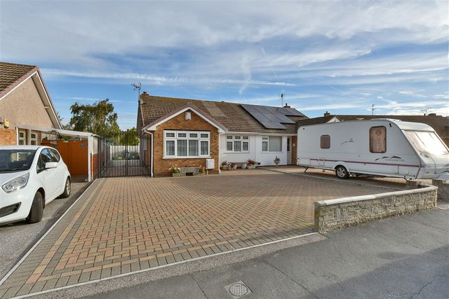 2-bed bungalow on Rosemary Avenue Minster-On-Sea, Sheerness, £300,000