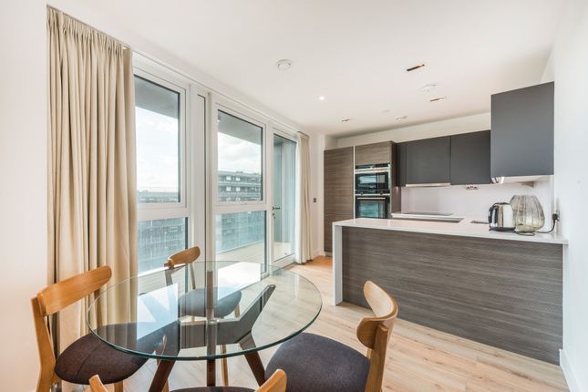 Apartment 40, Montpellier House, Hammersmith photo 3