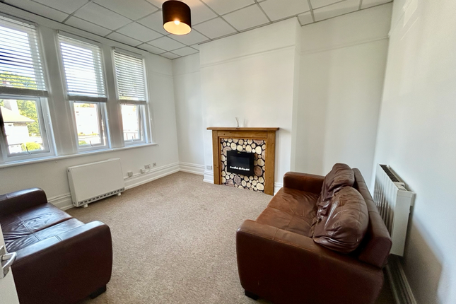 Flat 10, 3 Wollstonecraft Road, Bournemouth photo 3
