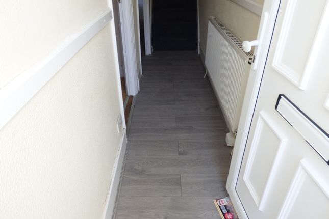 11, Hartley Avenue, London photo 2
