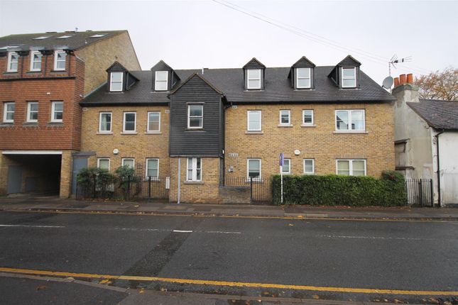 Thumbnail Flat for sale in North Street, Carshalton