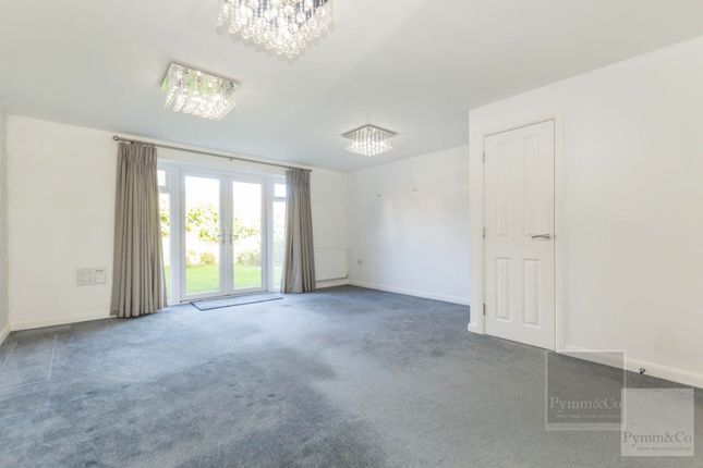 2, Dyer Close, Norwich photo 2