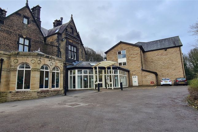 Flat 20, Whitfield House,, Charlestown Road, Derbyshire photo 3