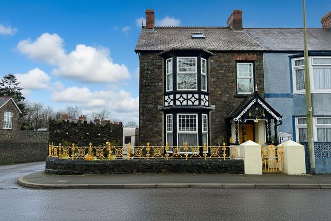 19 Albert Street, Haverfordwest photo 3
