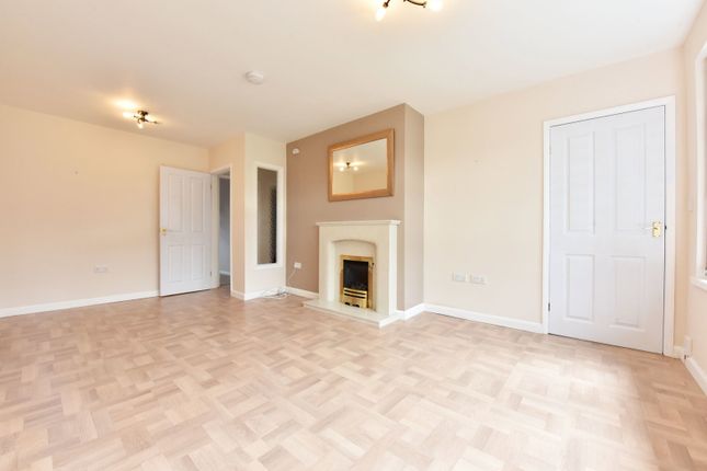 3, Coniston Drive, Kingswinford photo 5