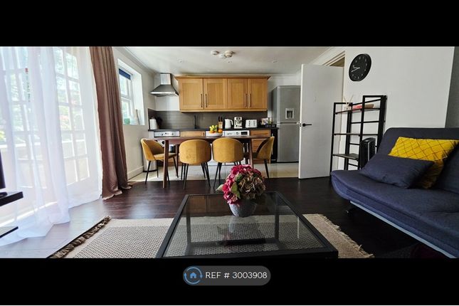 Stock Orchard Crescent, Garden Flat, London photo 3
