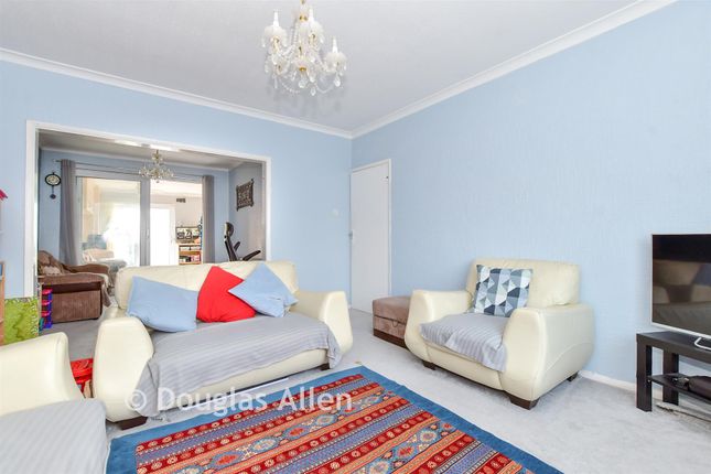 268, Chadwell Heath Lane, Romford photo 4