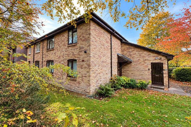 1-bed flat on Habershon Drive, Camberley, £180,000