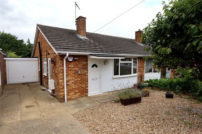 Bungalow for sale in Cromwell Avenue, Newport Pagnell, Buckinghamshire