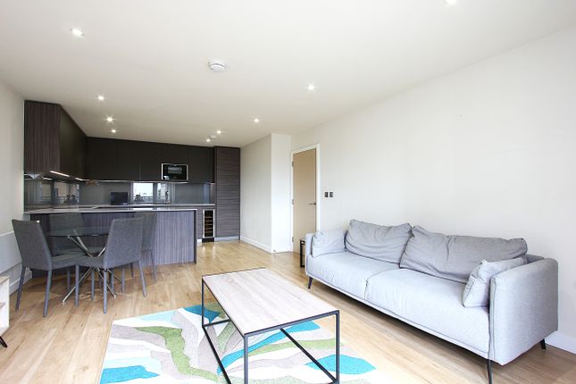 Capri House, 1 Beaufort Square, London photo 4