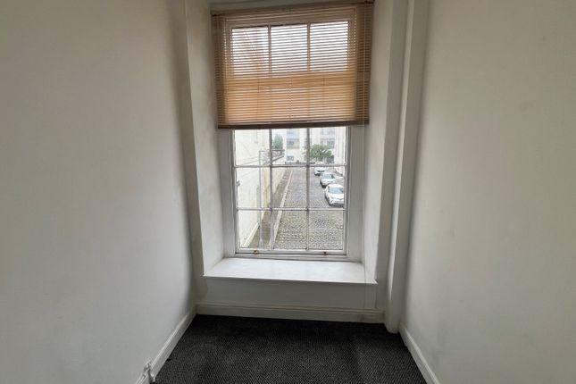 25 Bennett Street, Devonport, Plymouth photo 4