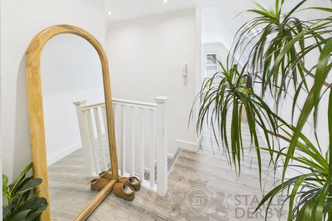 Apt 14, Mayfield, Central Avenue, Prescot photo 4