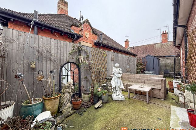 19 Cottage Homes London Road, Newark photo 3