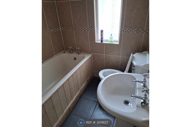 Hainton Avenue, Grimsby photo 4