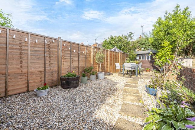 Terraced house for sale in West Reading, Berkshire