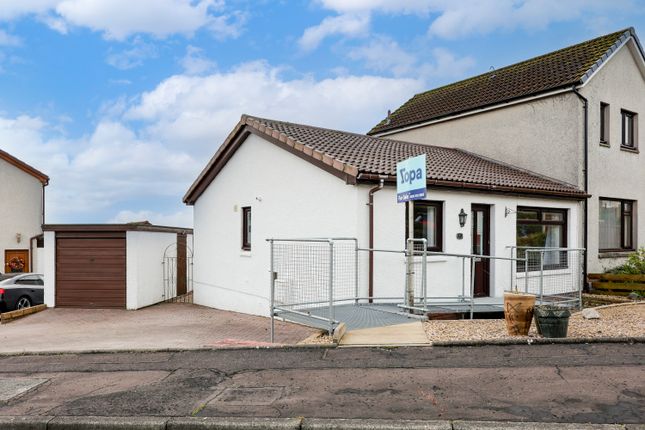 2-bed bungalow on Dempster Place, Dunfermline, £160,000