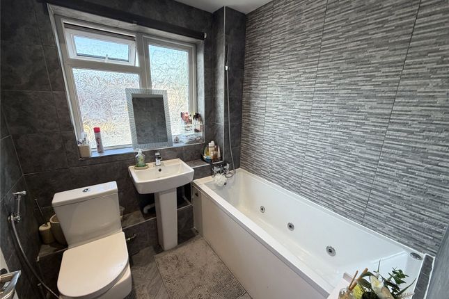 62, Hassell Drive, Somerset photo 4