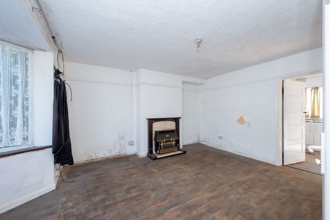 23, Hatcham Road, Birmingham photo 5